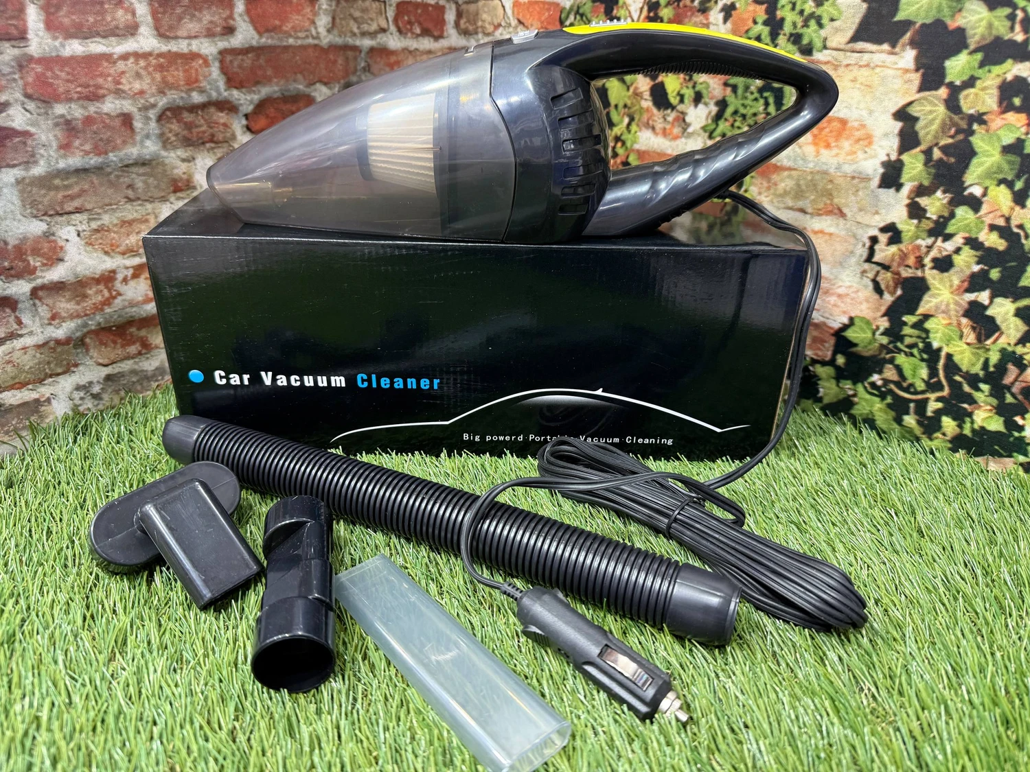 Автомобильный пылесос на 12V A8011